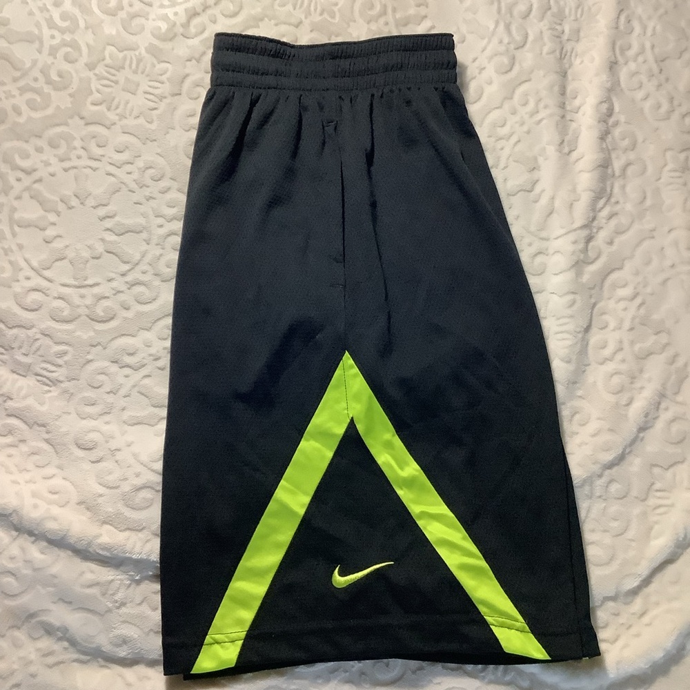 RARE Nike DRI-FIT basketball shorts, size M, black and VOLT, NEON, vintage